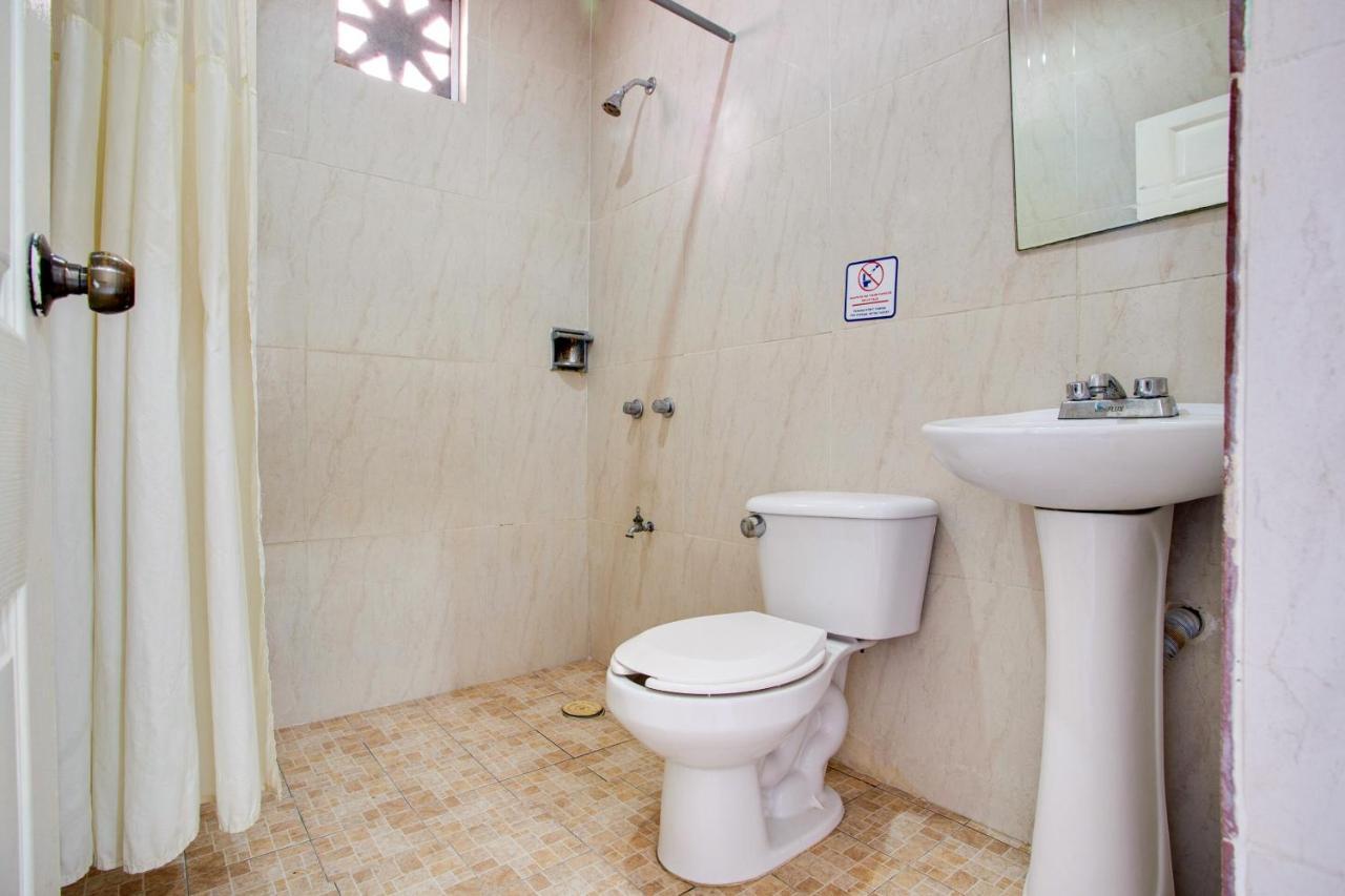 Oyo Hotel Addy Tulum Zewnętrze zdjęcie