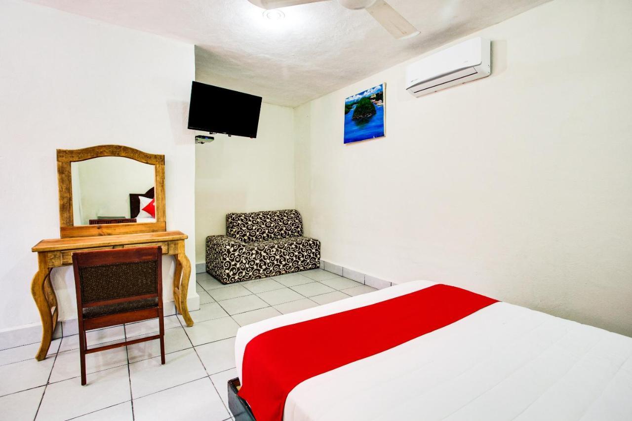 Oyo Hotel Addy Tulum Zewnętrze zdjęcie