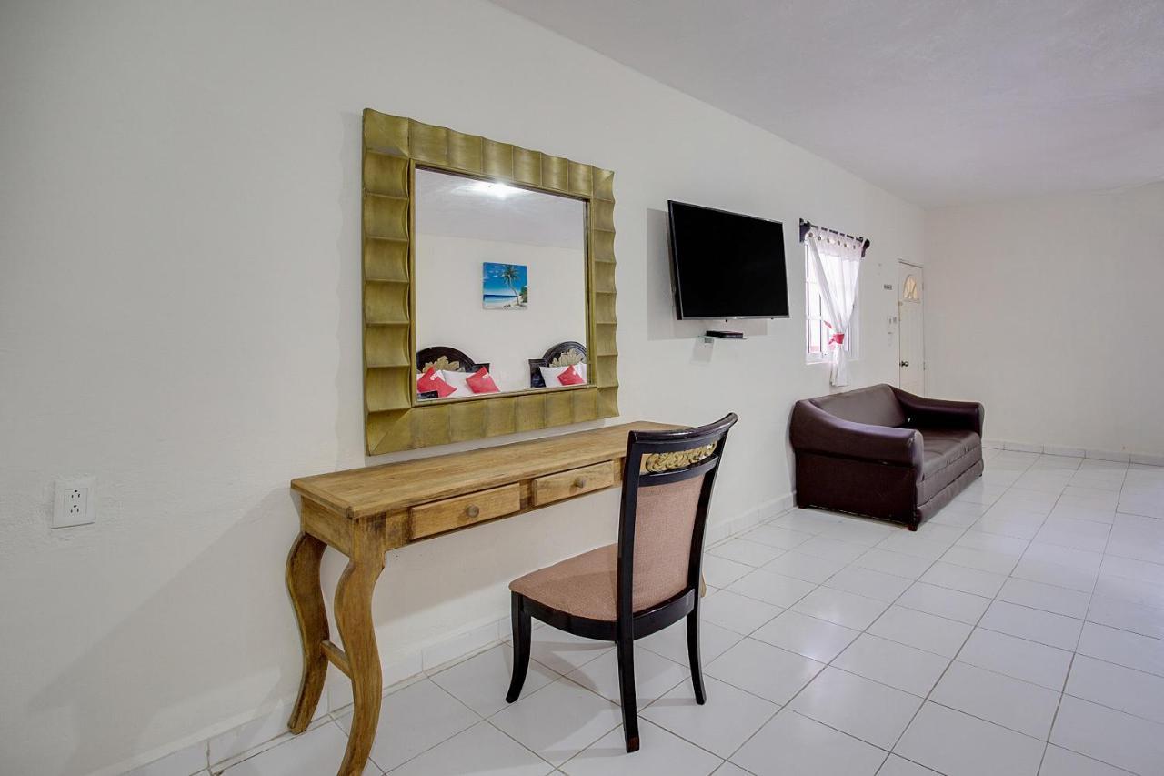 Oyo Hotel Addy Tulum Zewnętrze zdjęcie