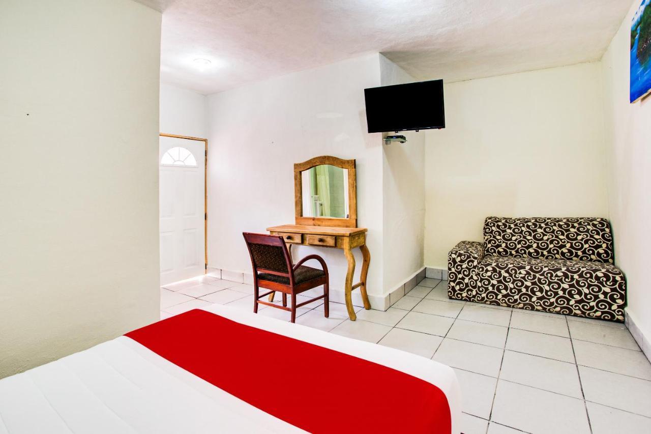 Oyo Hotel Addy Tulum Zewnętrze zdjęcie